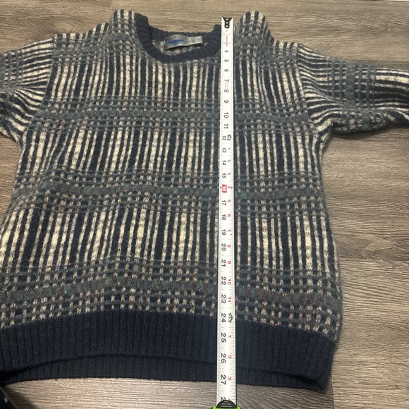 Vintage Shetland Wool Sweater - Picture 9 of 9